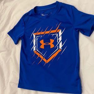 Boys 4t under armour tshirt